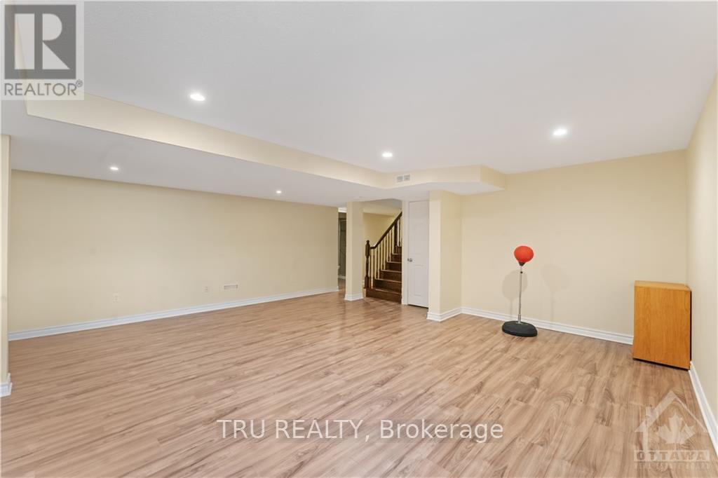 5 Bed, 4 Bath House for Rent in Ottawa – 328 MIRABEAU TERRACE, Ottawa – MLS# X13650164 - Image 25