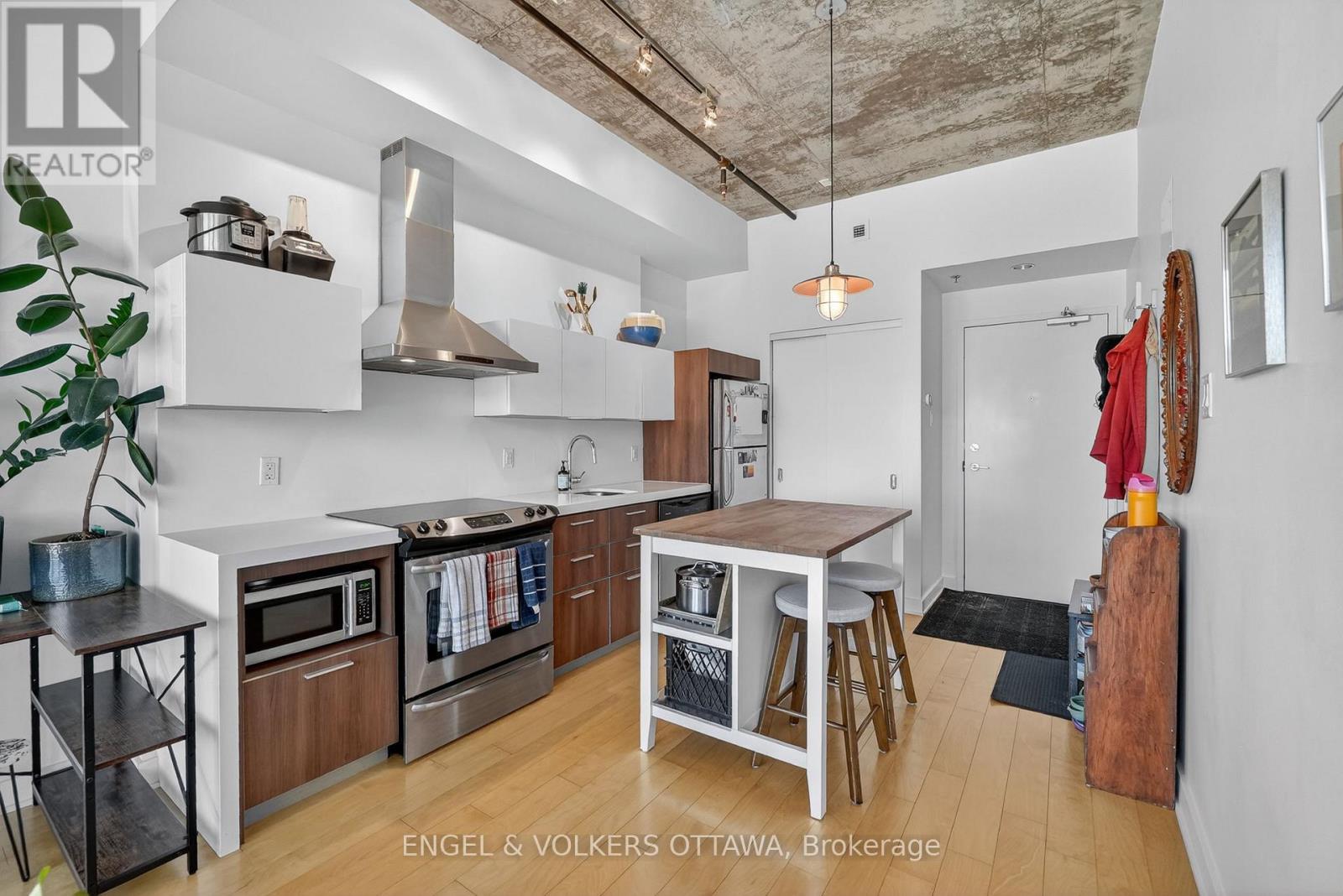 1 Bed, 1 Bath Apartment for Rent in Ottawa – 935 – 340 MCLEOD STREET, Ottawa – MLS# X13650174 - Image 12