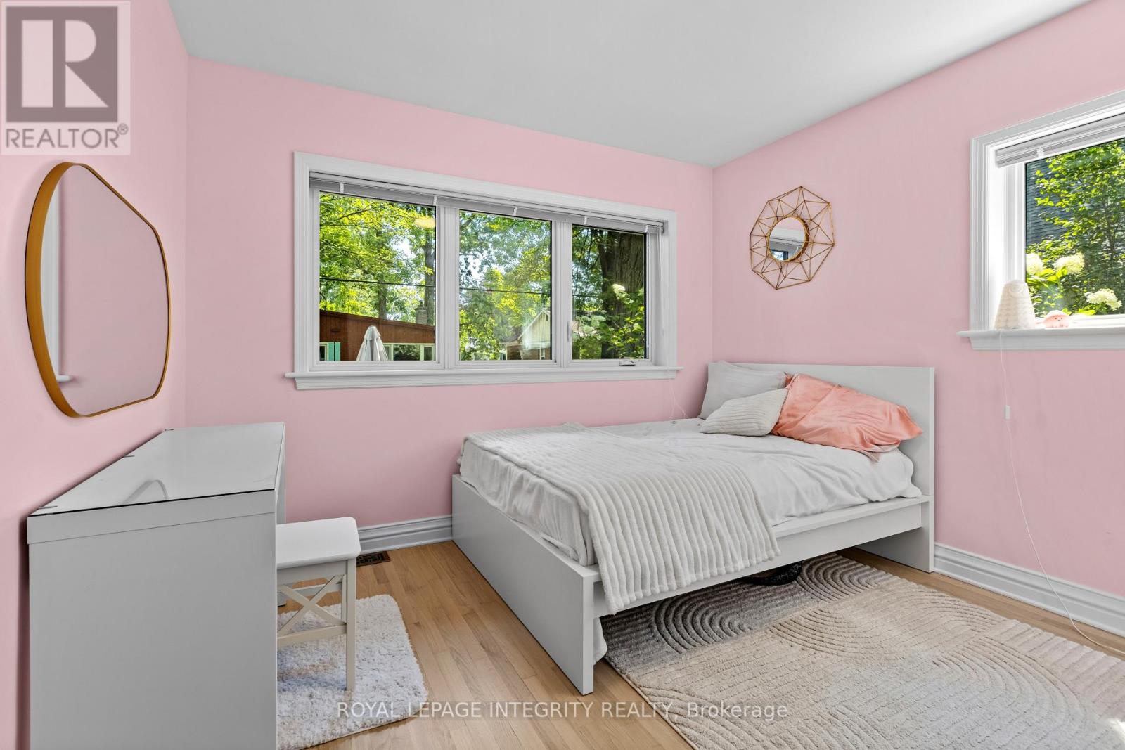 3 Bed, 2 Bath House for Sale in Ottawa – 2183 WOODCREST ROAD, Ottawa – MLS# X13650224 - Image 21