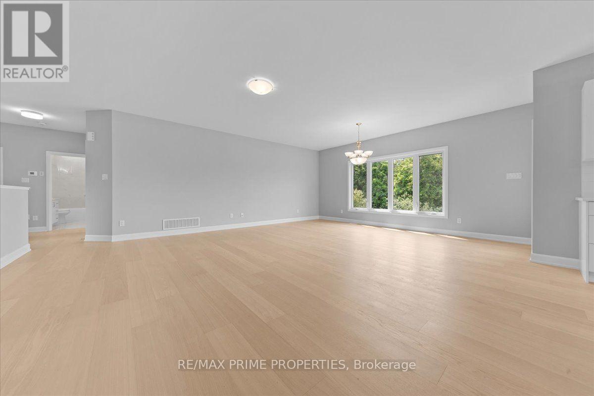 465 PIONEER ROAD - Image 11
