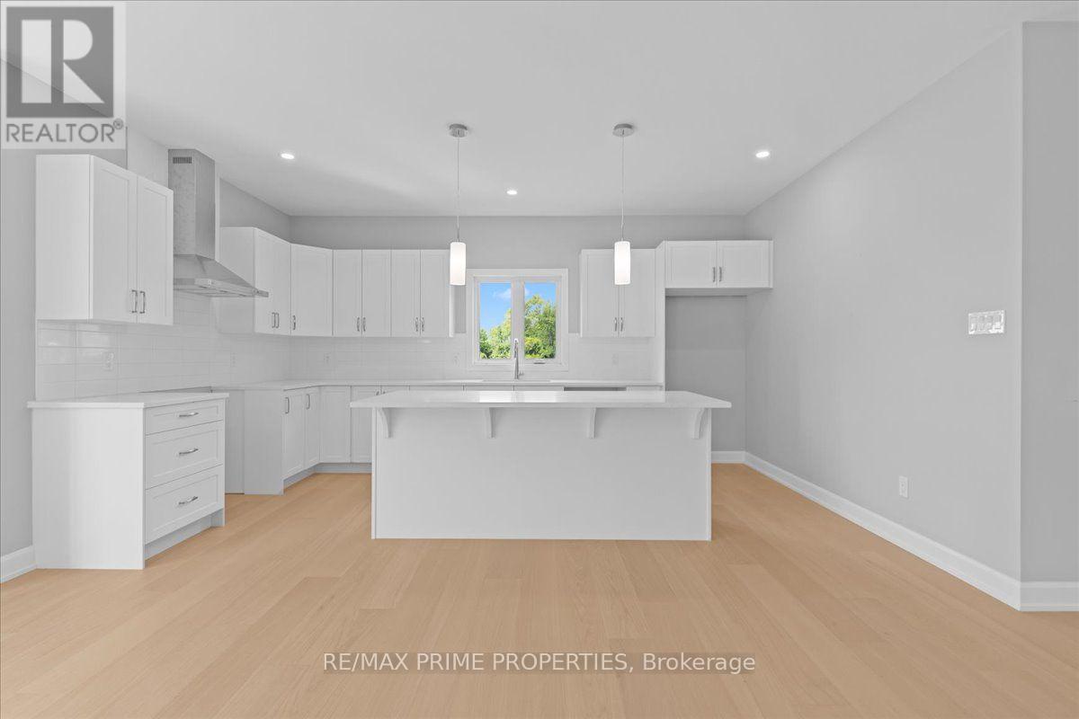 465 PIONEER ROAD - Image 12