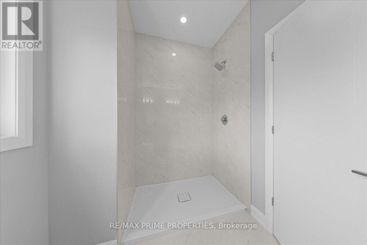 465 PIONEER ROAD - Image 30