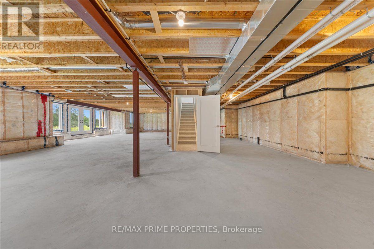 465 PIONEER ROAD - Image 31