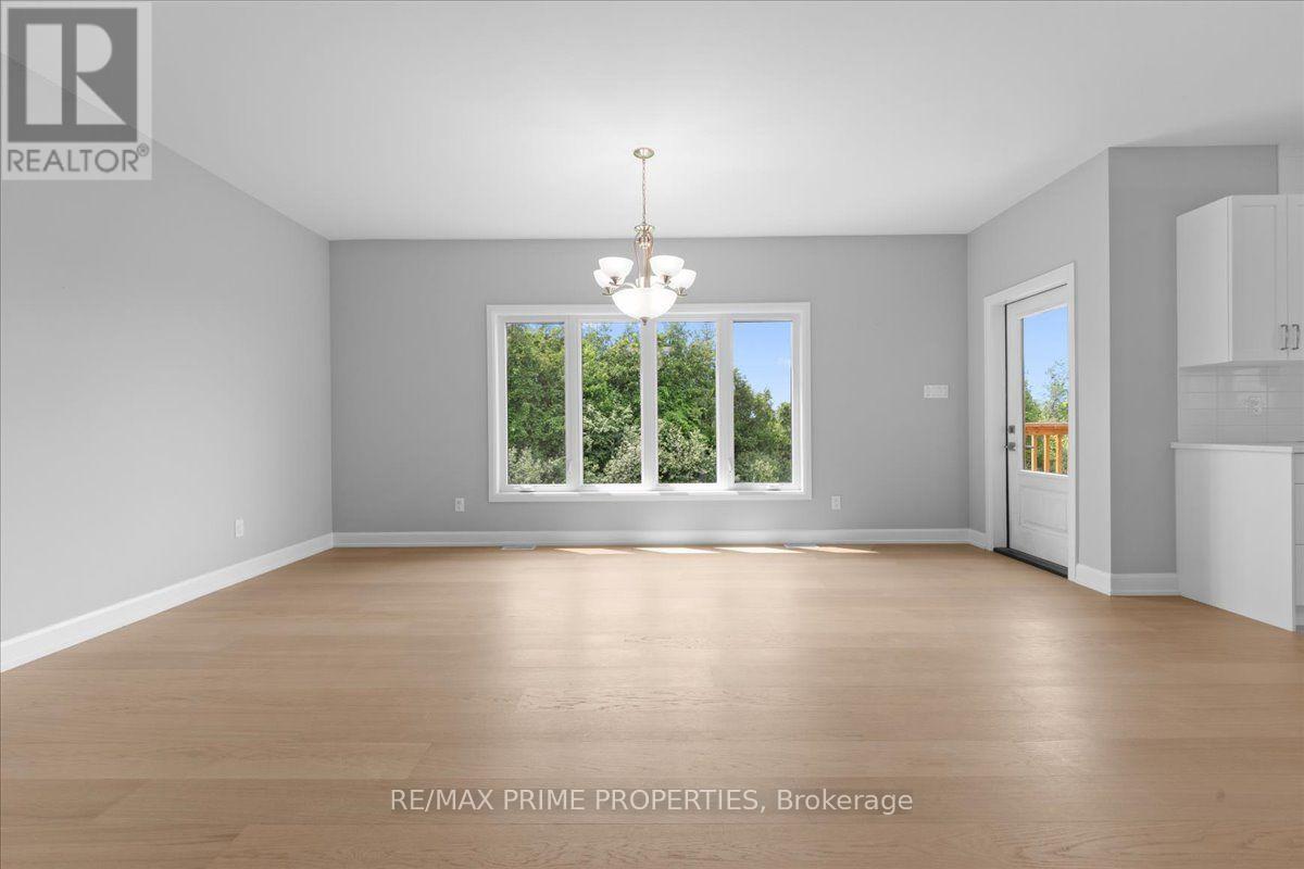 465 PIONEER ROAD - Image 9
