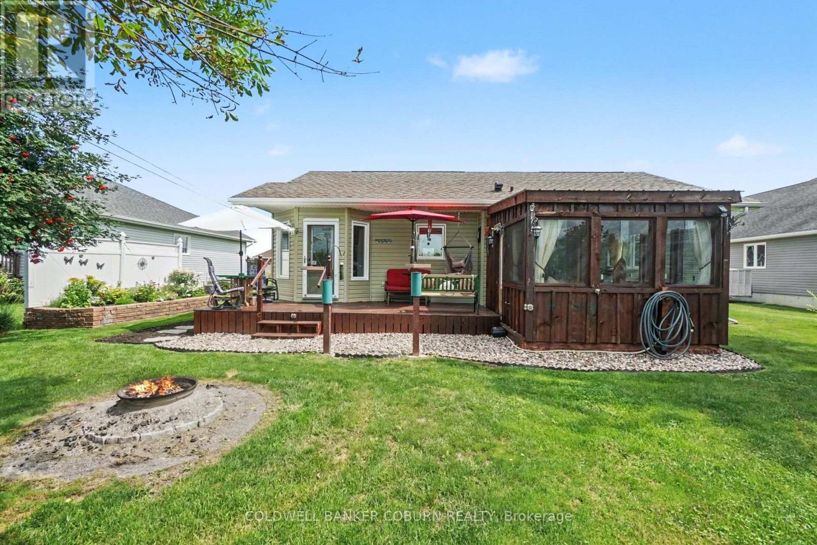127 ELIZABETH DRIVE - 6