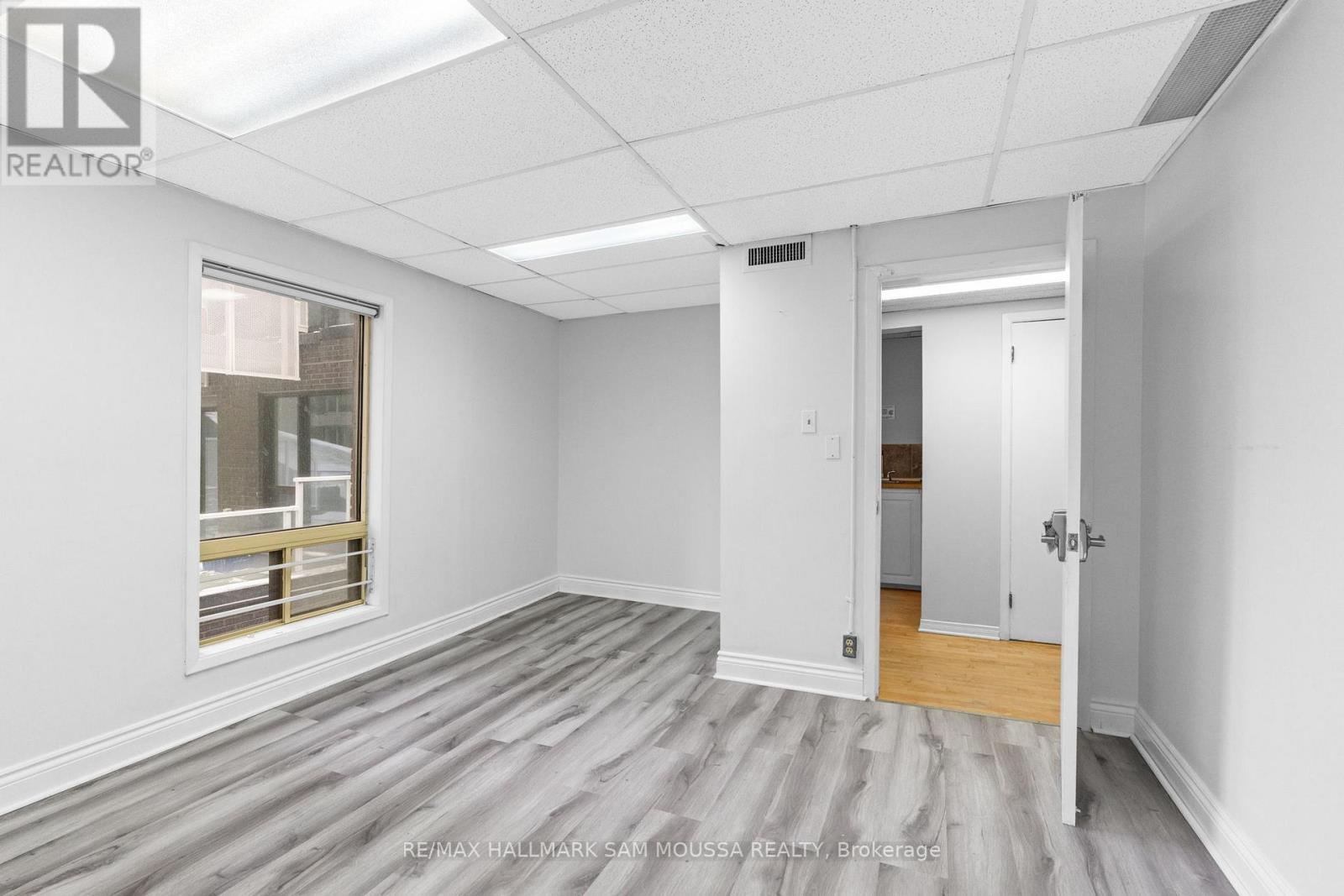 Office for Rent in Ottawa – 162-164 METCALFE STREET, Ottawa – MLS# X13650276 - Image 17