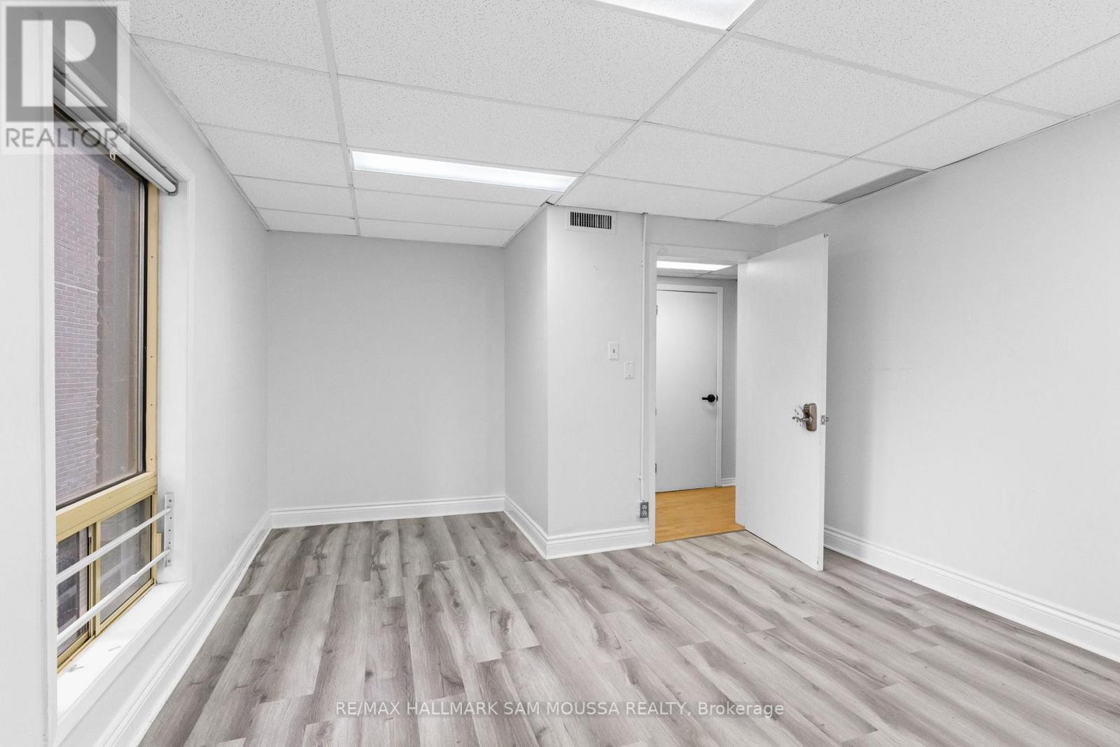 Office for Rent in Ottawa – 162-164 METCALFE STREET, Ottawa – MLS# X13650276 - Image 18