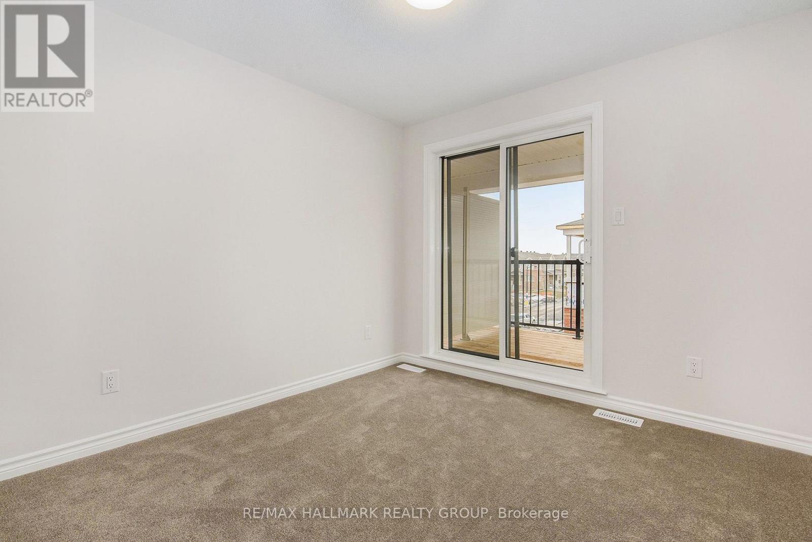 2 Bed, 2 Bath House for Rent in Ottawa – 284 ZENITH PRIVATE, Ottawa – MLS# X13650304 - Image 12