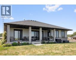 366 East Ruscom River Road, St  Joachim, ON N0R1S0 Photo 32