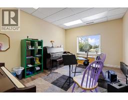 924-944 Ottawa Street, Windsor, ON N8X2E1 Photo 31