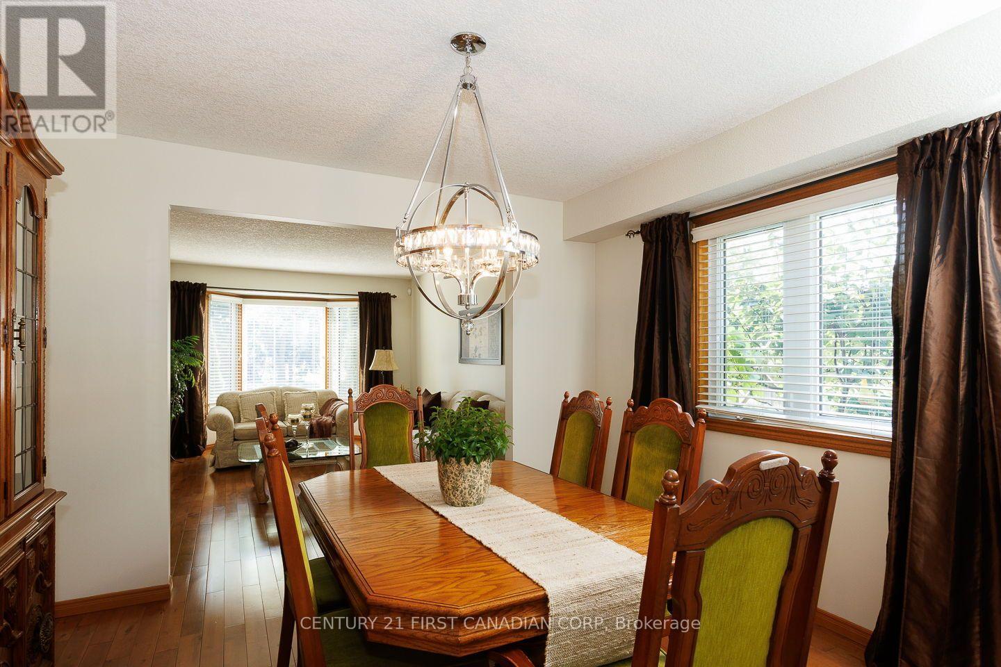 255 DEVERON CRESCENT - Image 6