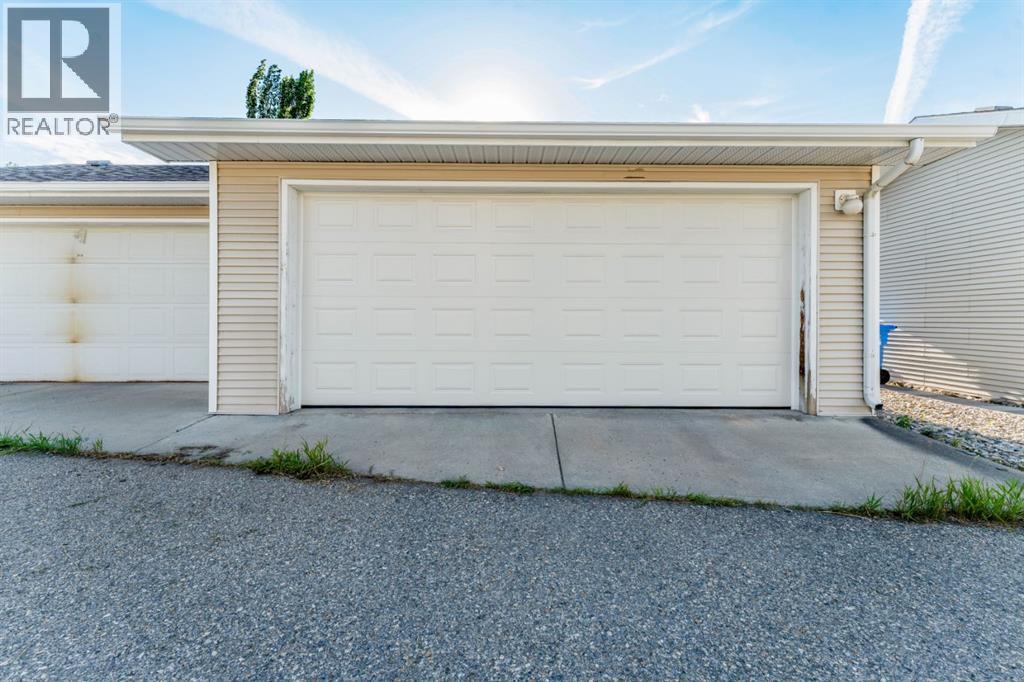 82 West Springs Way SW - 24
