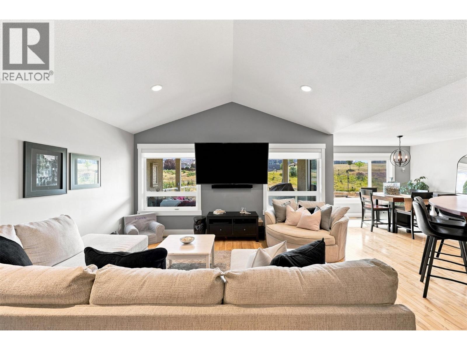 1167 Burgess Way - 2