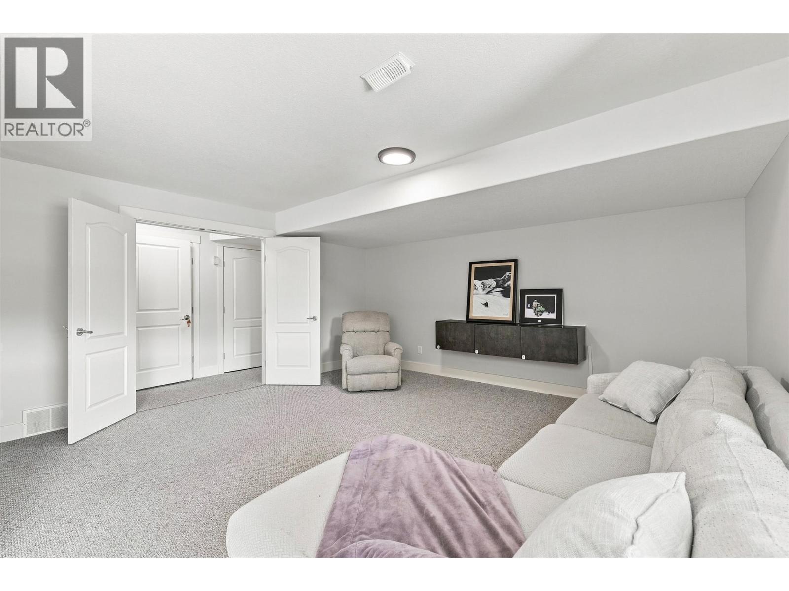 1167 Burgess Way - 33