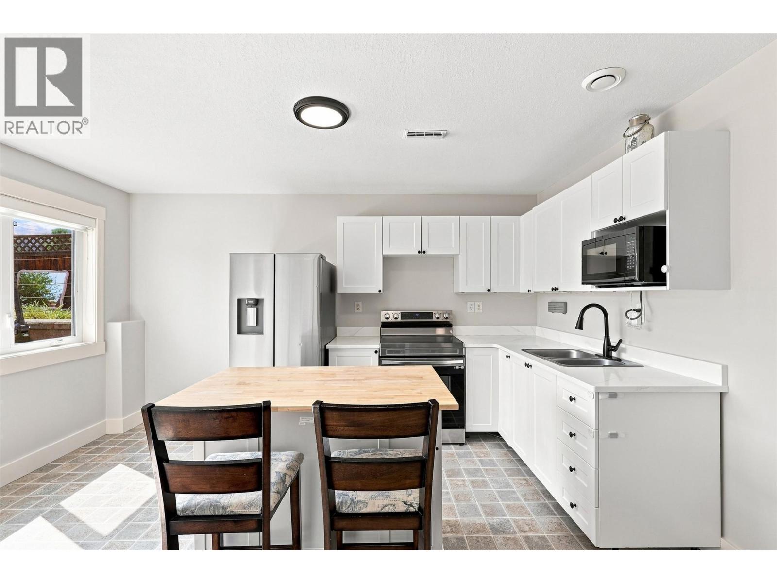 1167 Burgess Way - 34