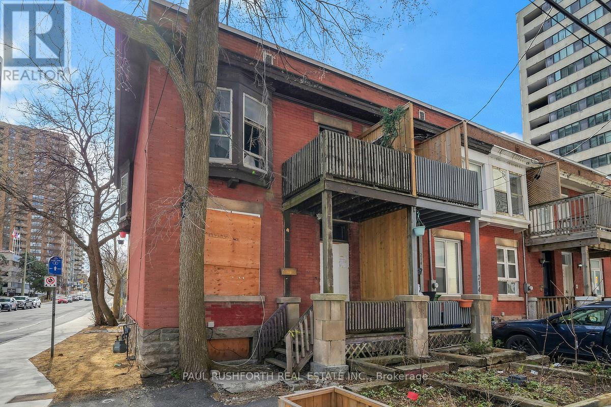 216 BAY STREET - 1