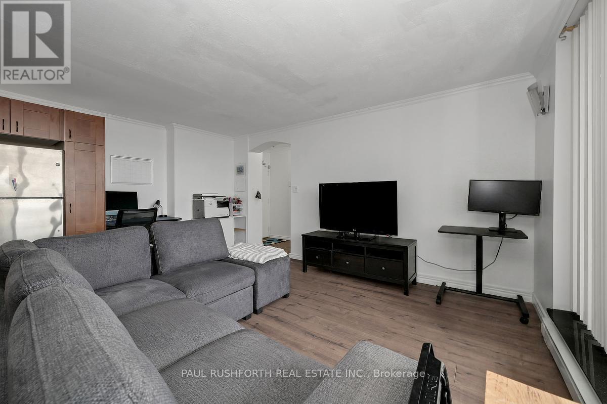 2 Bed, 1 Bath House for Sale in Ottawa – 1517 – 2000 JASMINE CRESCENT, Ottawa – MLS# X13029292 - Image 12