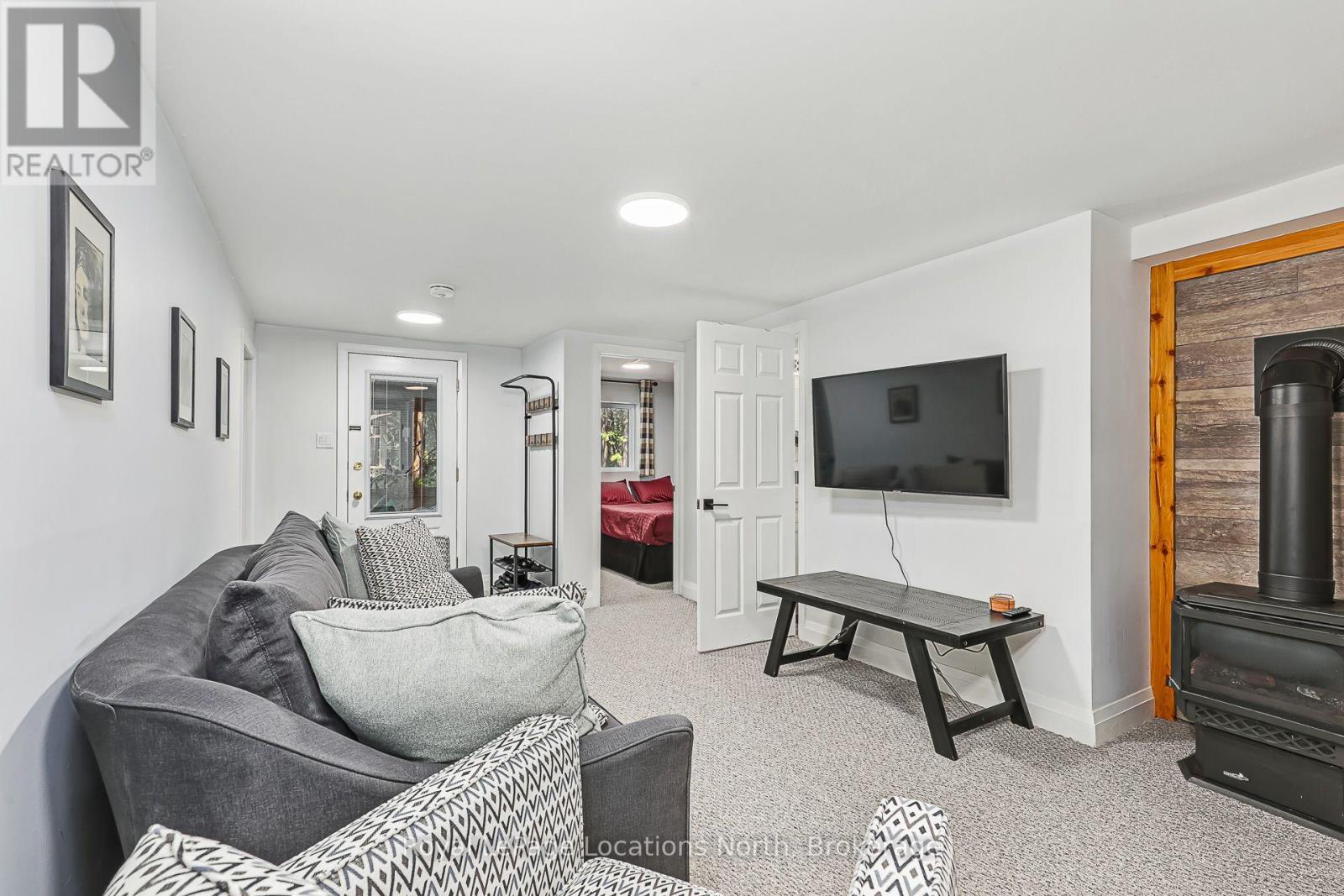 157 WOODLAND PARK ROAD - Image 30
