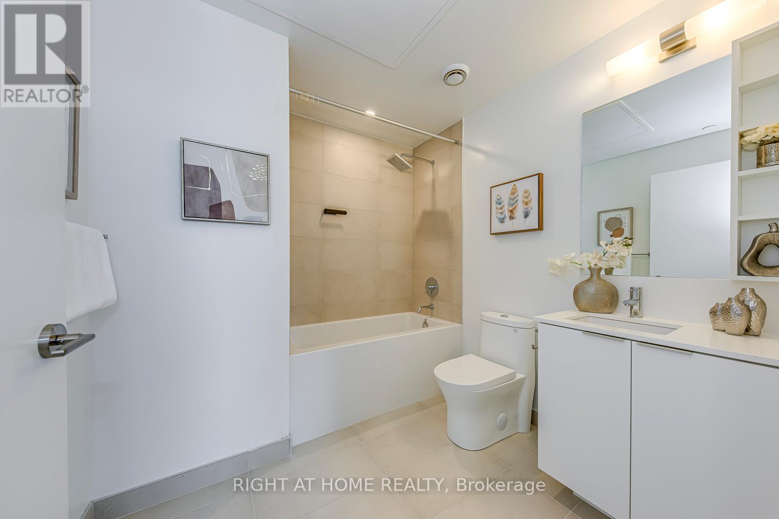 #3112 8 WELLESLEY STREET W - 22