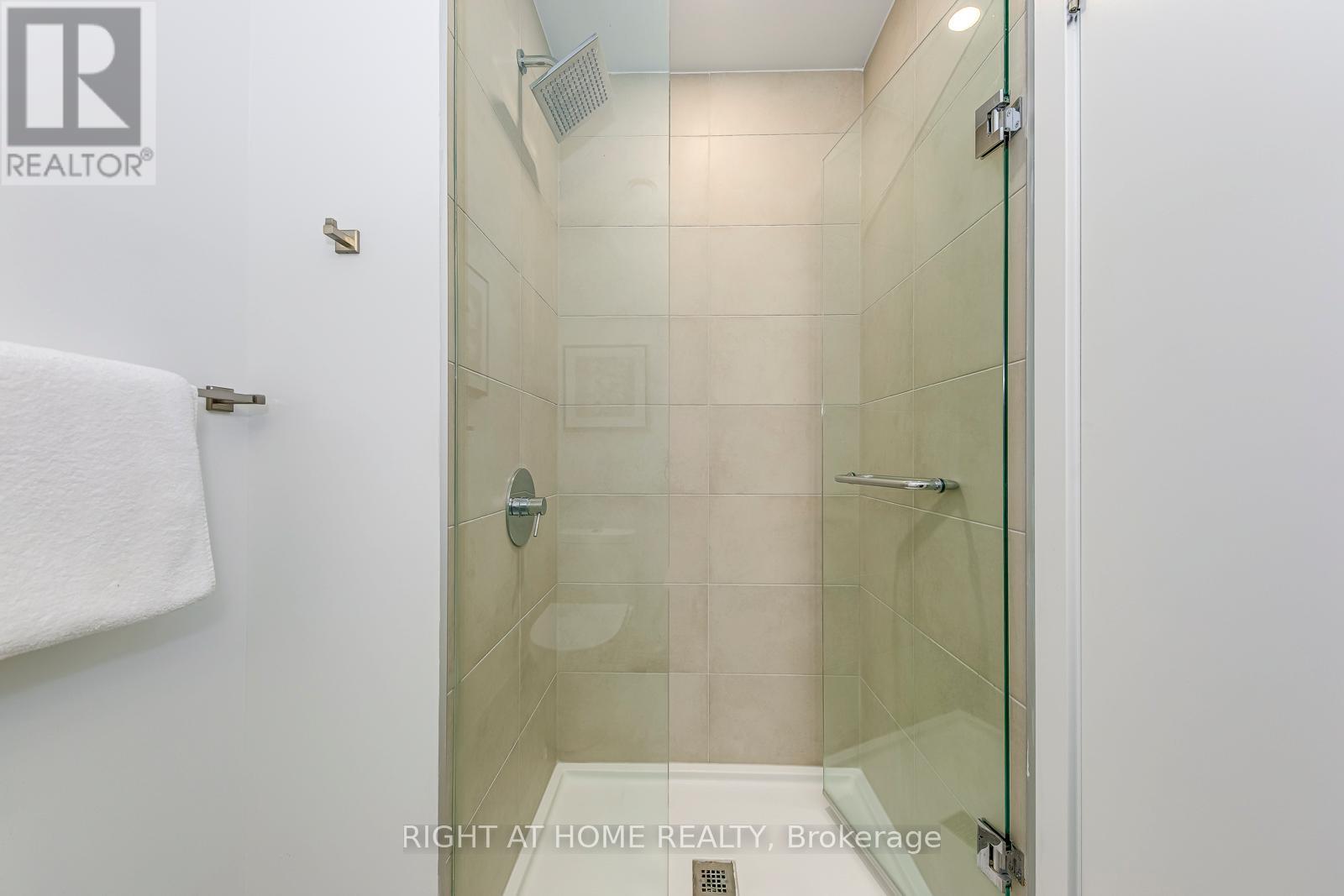 #3112 8 WELLESLEY STREET W - 27