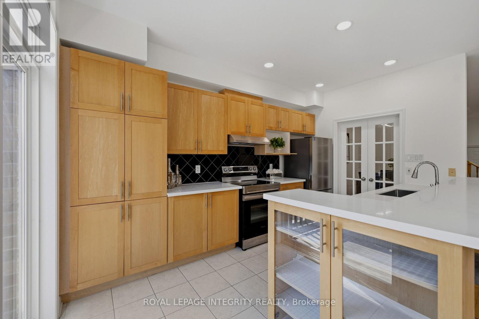 3 Bed, 4 Bath House for Sale in Ottawa – 531 REMNOR AVENUE, Ottawa – MLS# X13648254 - Image 15