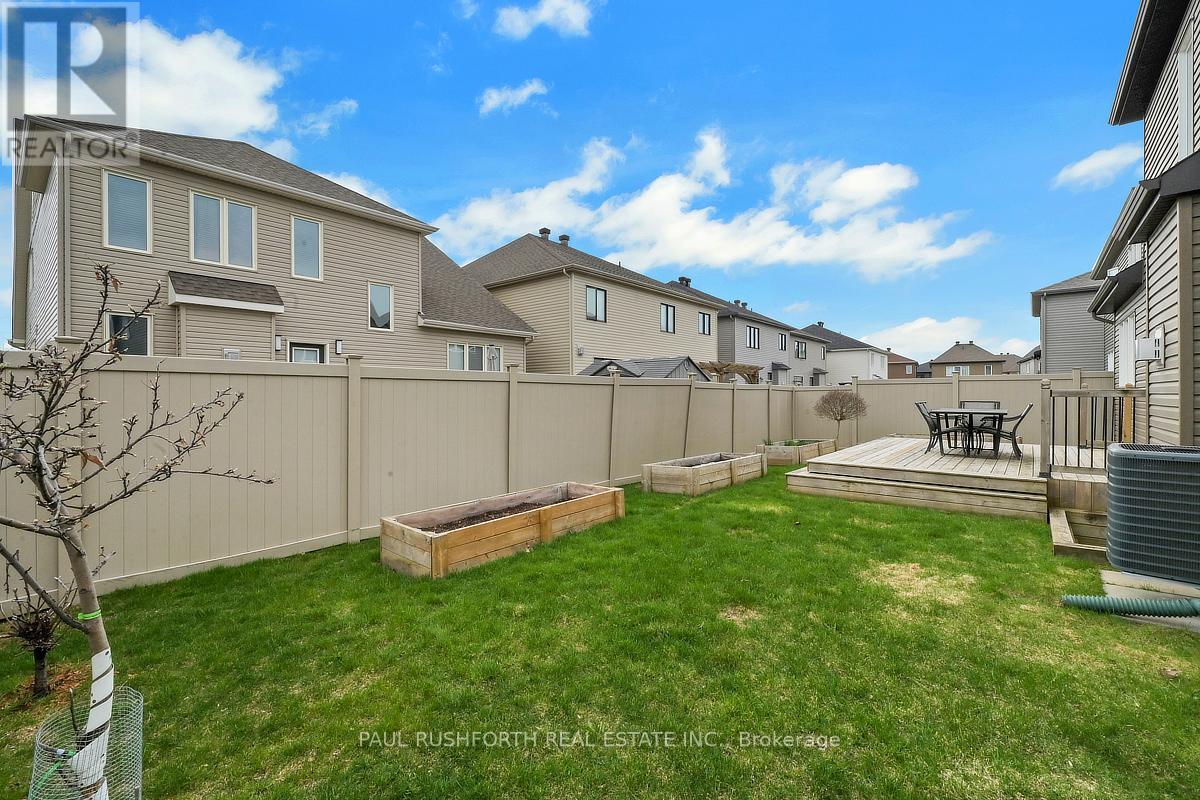 3 Bed, 3 Bath House for Sale in Ottawa – 101 RED ROCK LANE, Ottawa – MLS# X13649954 - Image 39
