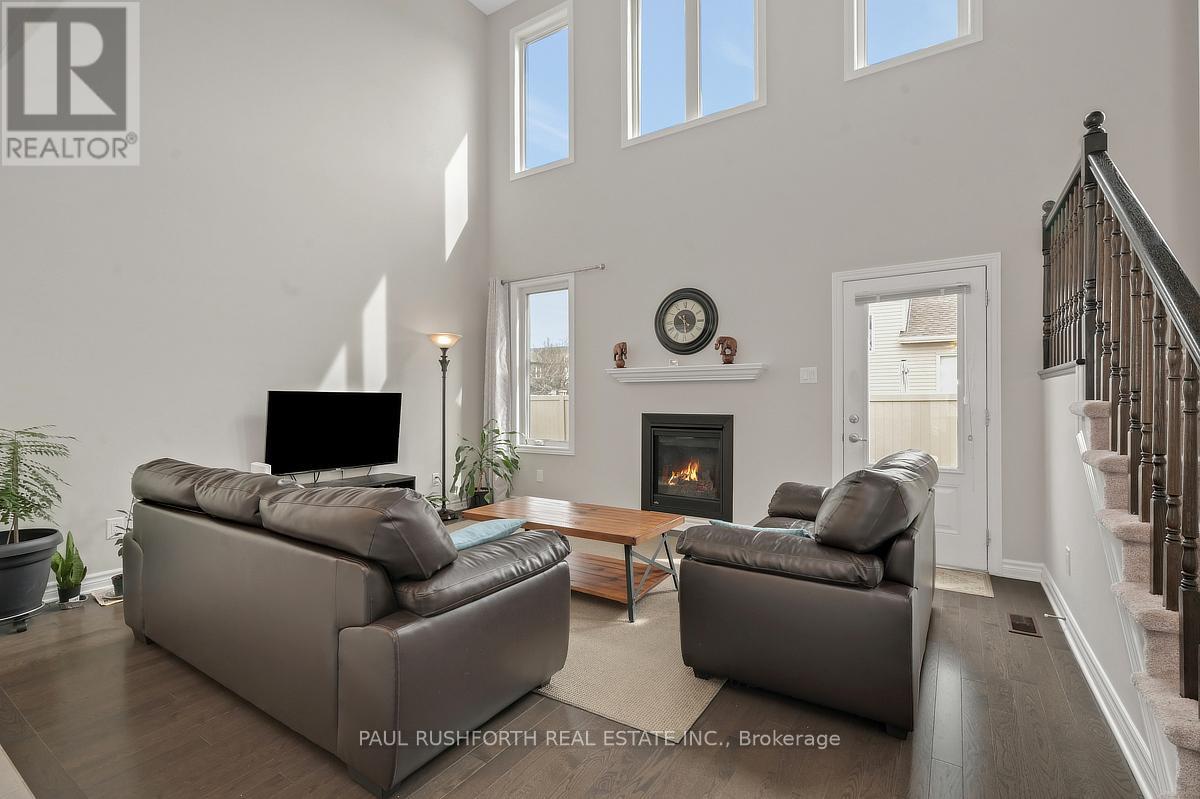 3 Bed, 3 Bath House for Sale in Ottawa – 101 RED ROCK LANE, Ottawa – MLS# X13649954 - Image 6