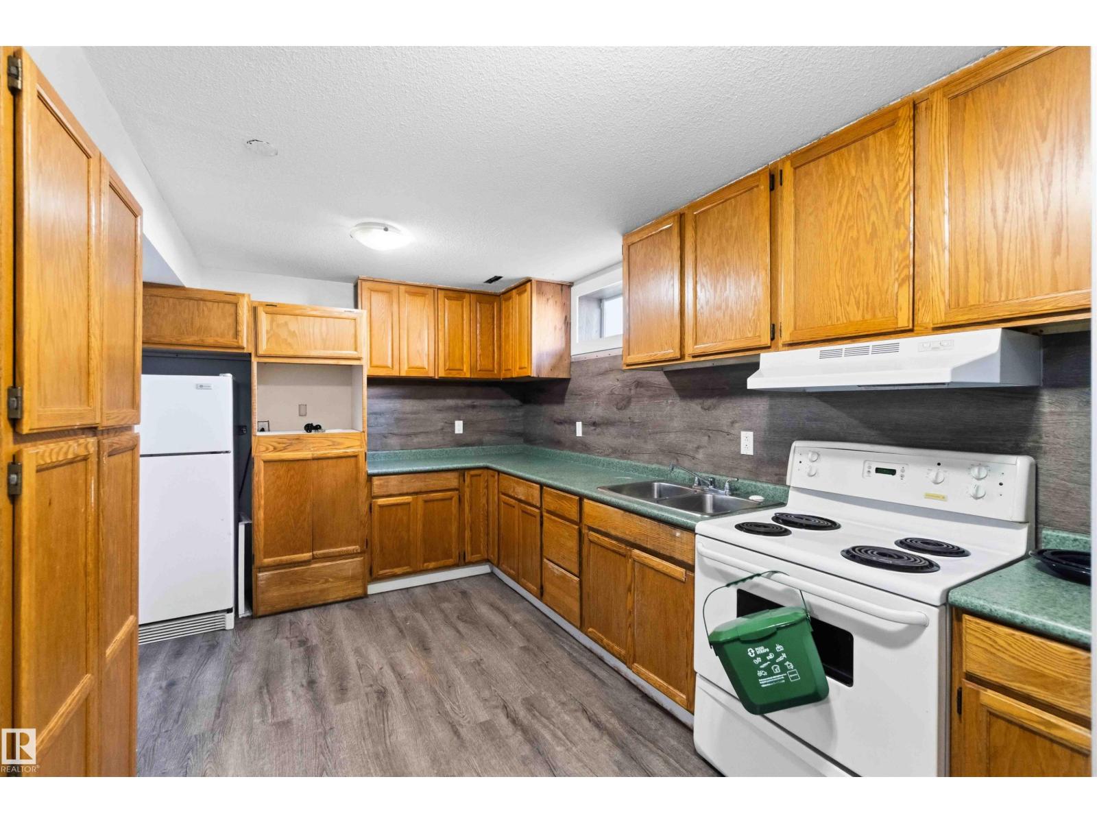 13524 62 ST NW - 15