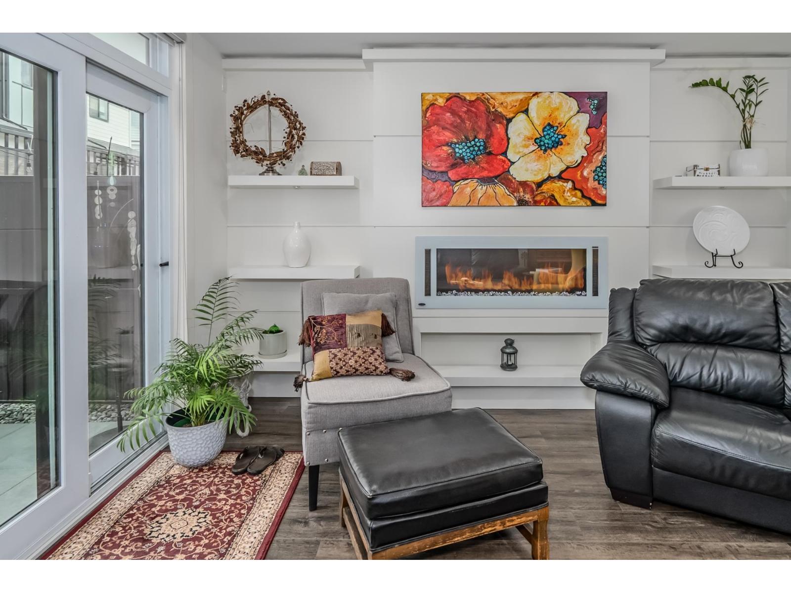 2 Bed, 3 Bath House for Sale in Abbotsford – 15 34825 DELAIR ROAD, Abbotsford – MLS# R3153018 - Image 8
