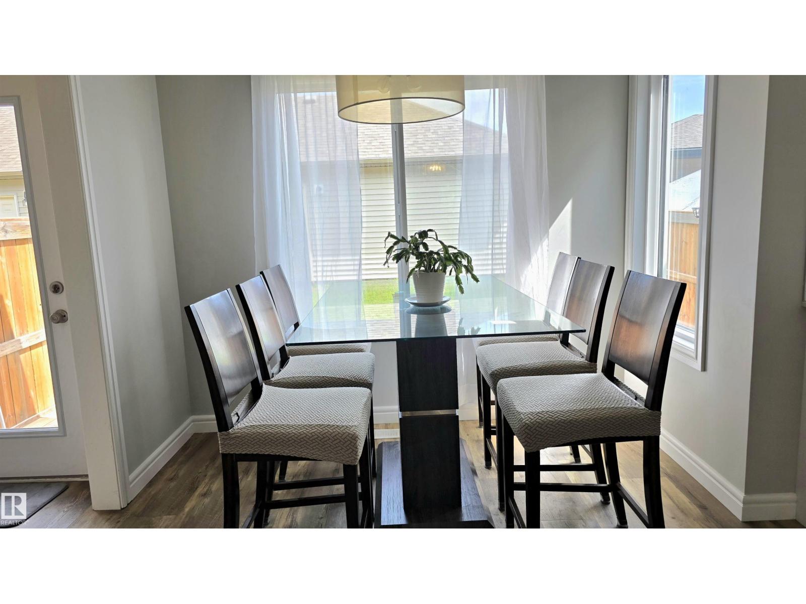 803 Secord BV NW - 9