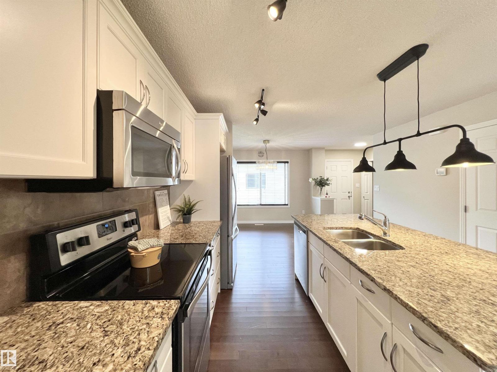 1128 177 ST SW - 18