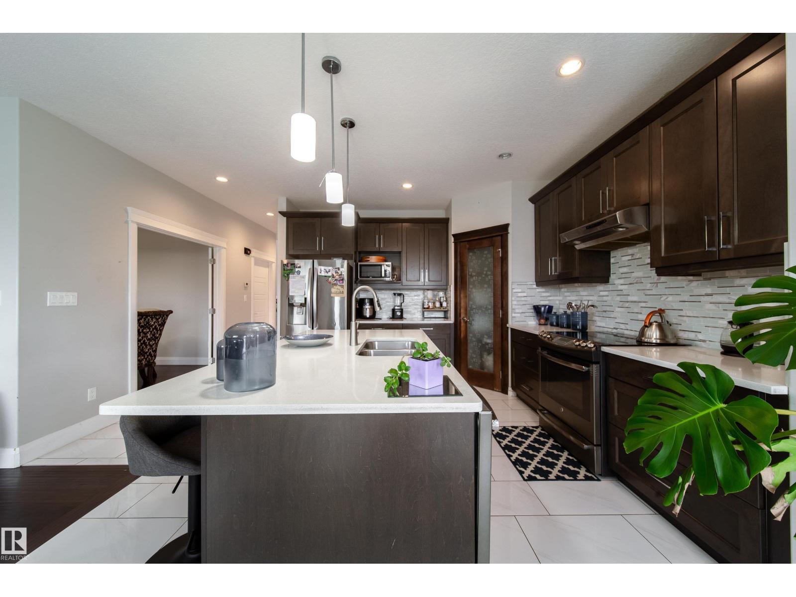 6217 167A avenue NW - Image 12