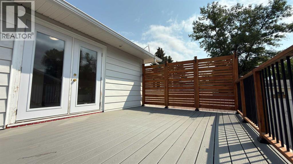 1906 14 Avenue S - Image 28