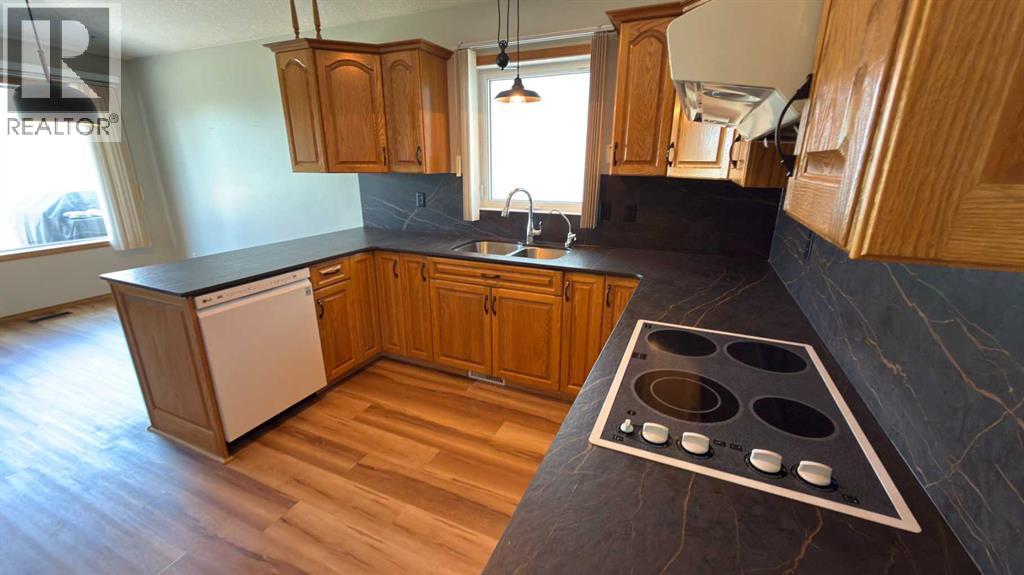 47 Chilcotin Crescent W - 6