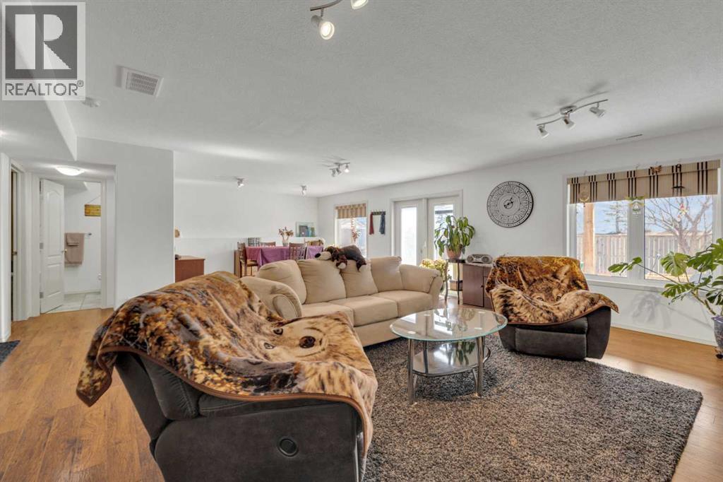 88 Valentine Crescent - Image 29