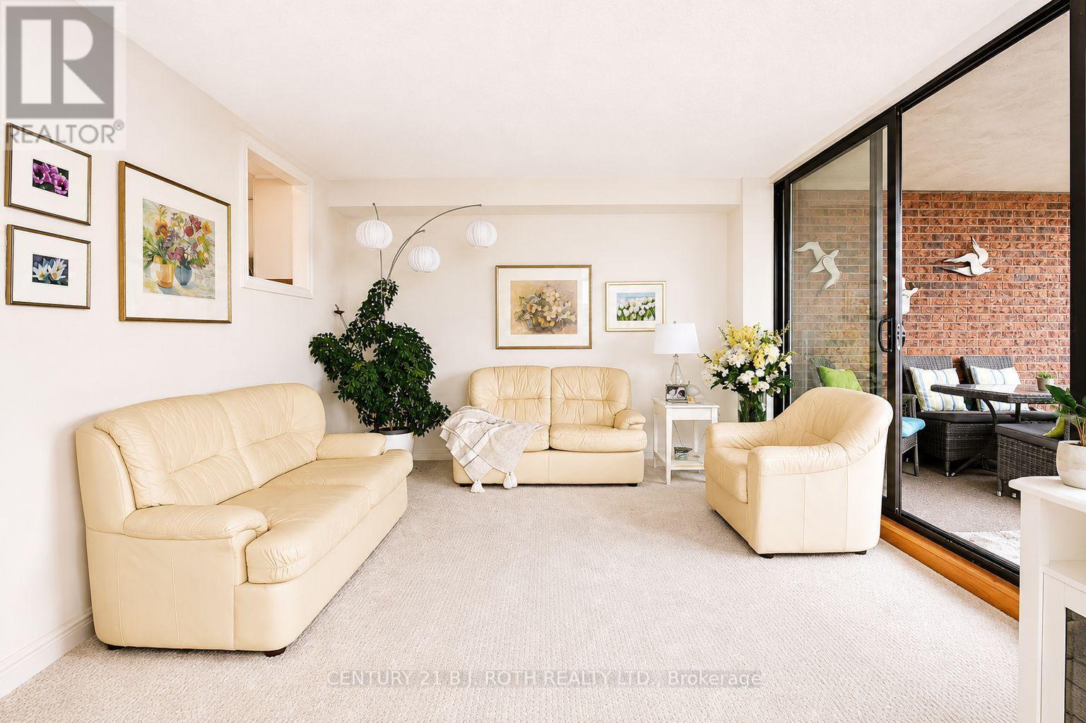 #508 181 COLLIER STREET - Image 11