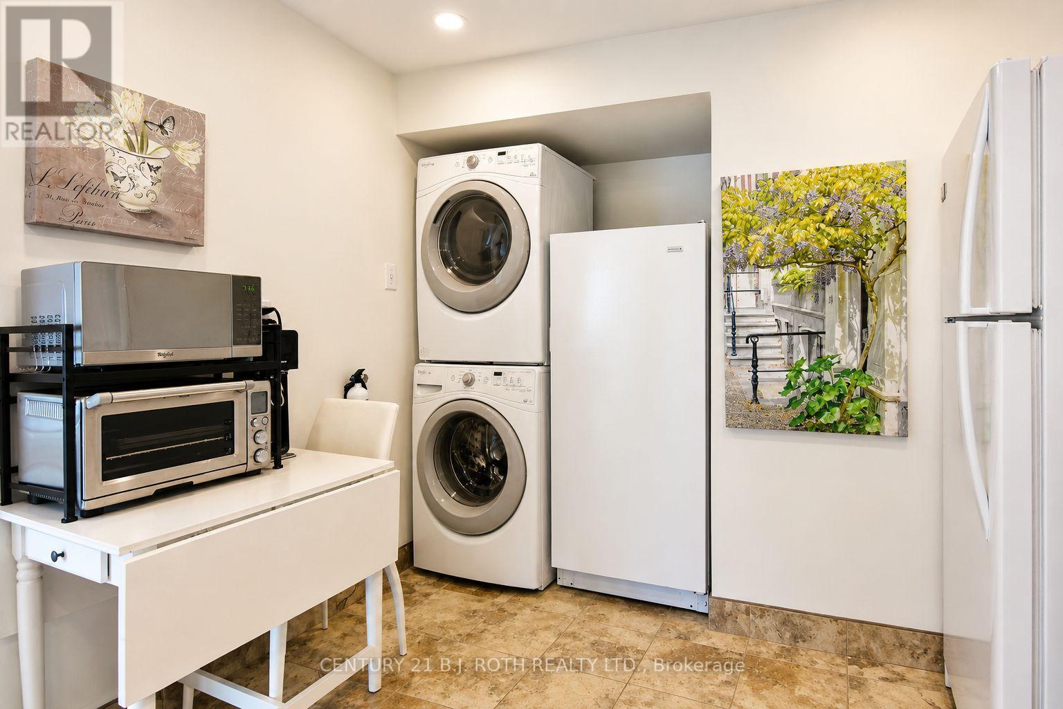 #508 181 COLLIER STREET - Image 18