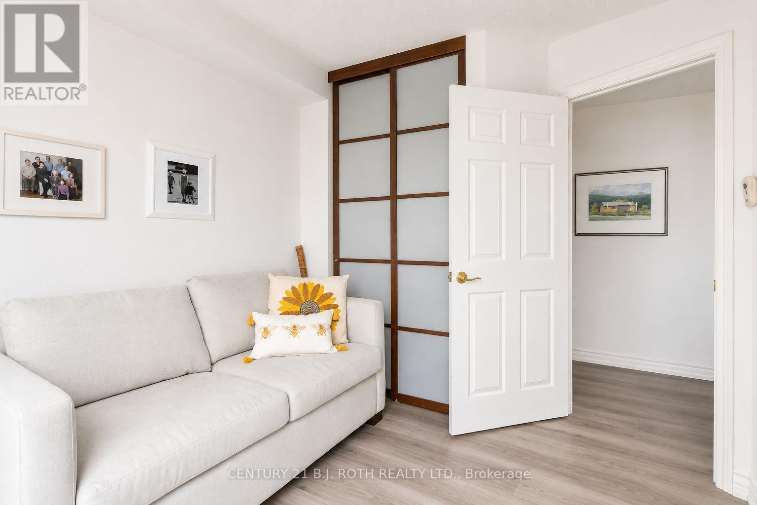 #508 181 COLLIER STREET - Image 21