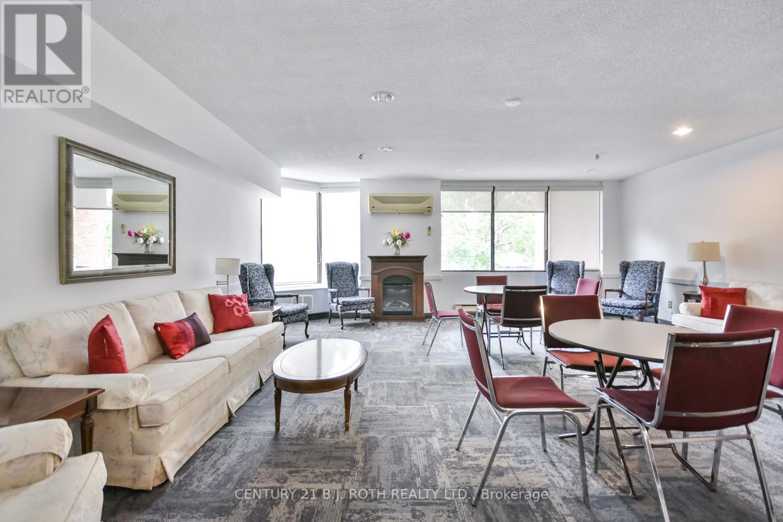 #508 181 COLLIER STREET - Image 41
