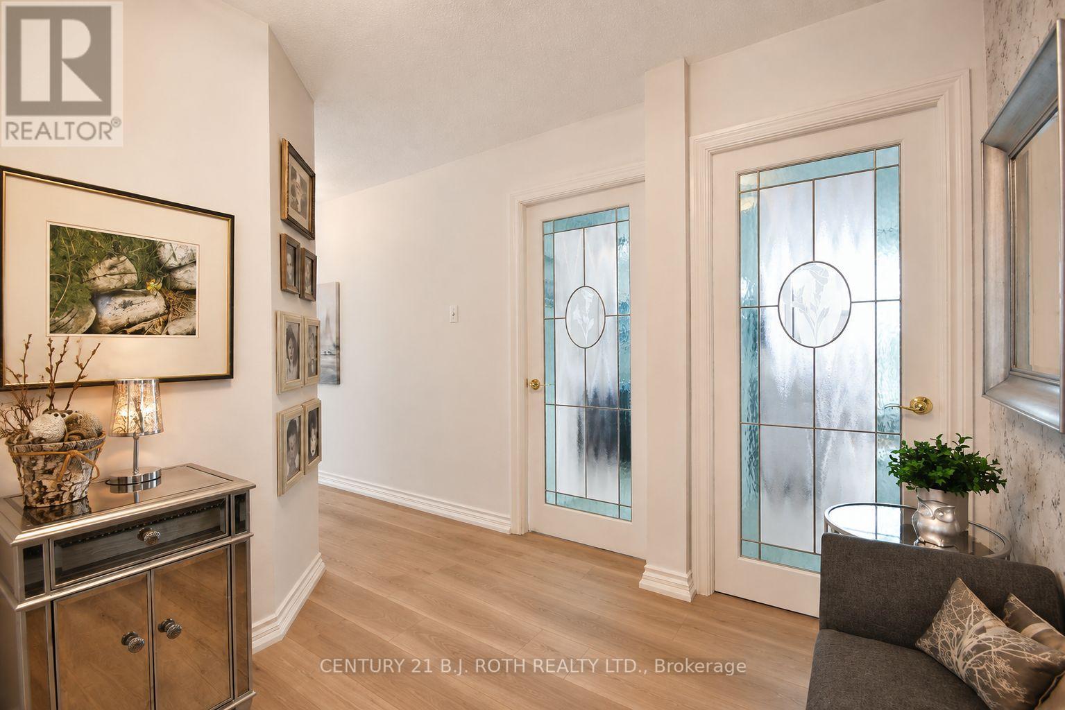 #508 181 COLLIER STREET - Image 5