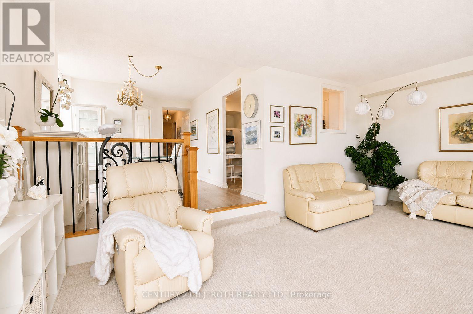 #508 181 COLLIER STREET - Image 9