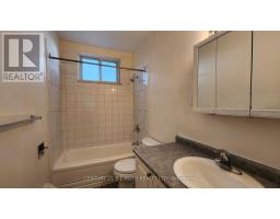 808 - 37 Peel Street, Barrie, ON L4M3L1 Photo 13