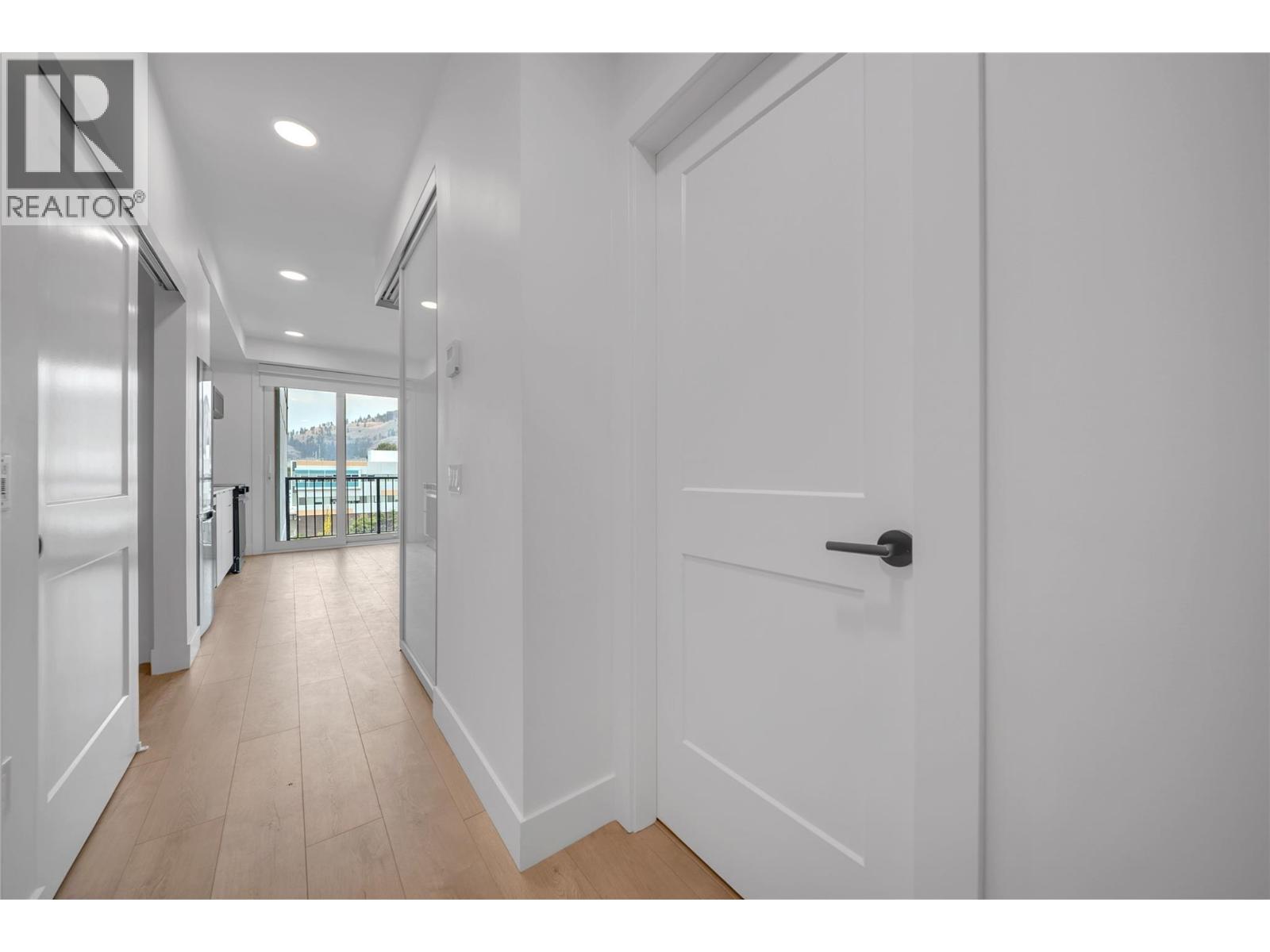 #409 620 Coronation Avenue Lot# 34 - 16