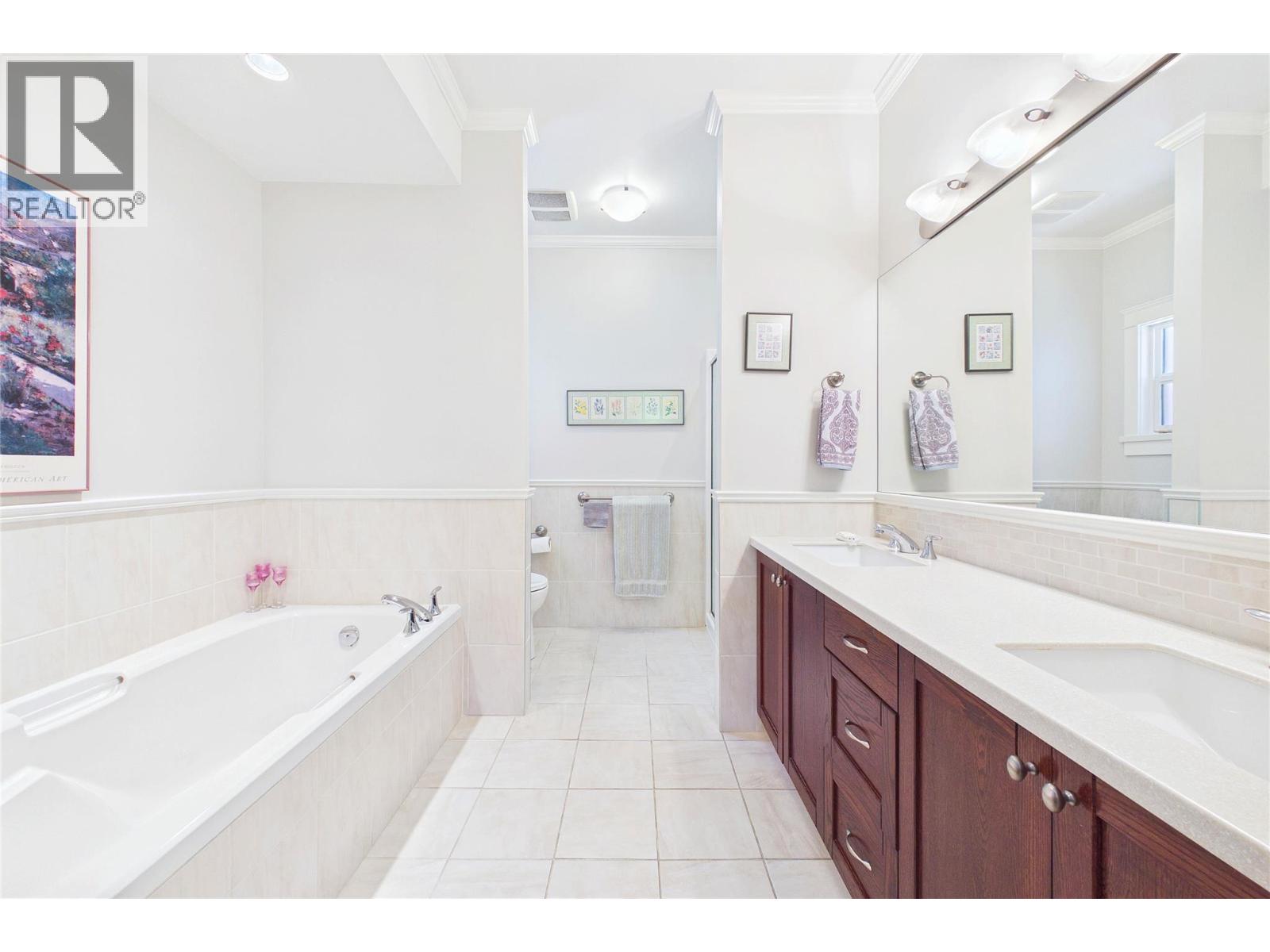 170 STOCKS Crescent Unit# 184, Penticton