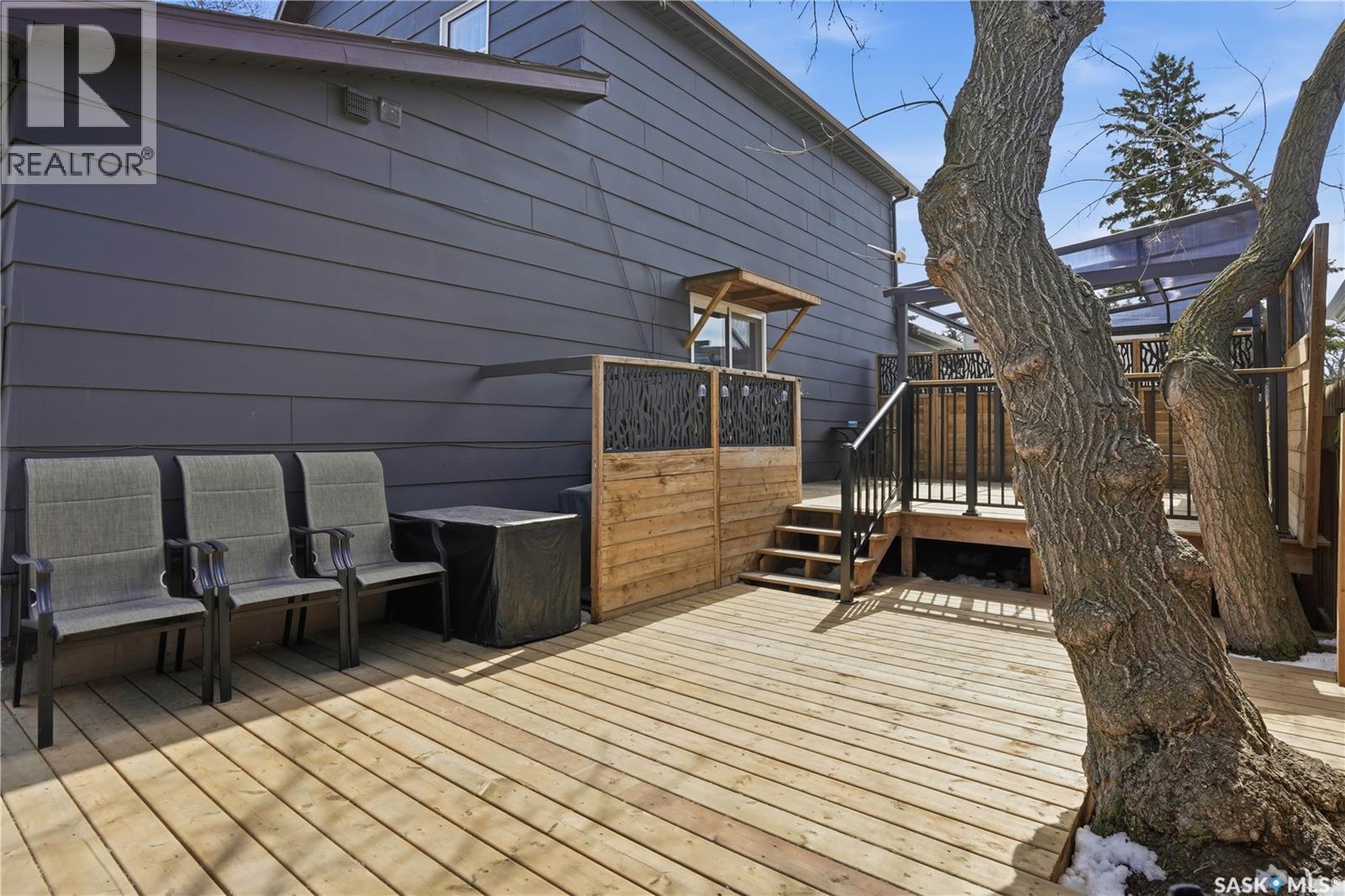 56 Iroquois STREET W - 40
