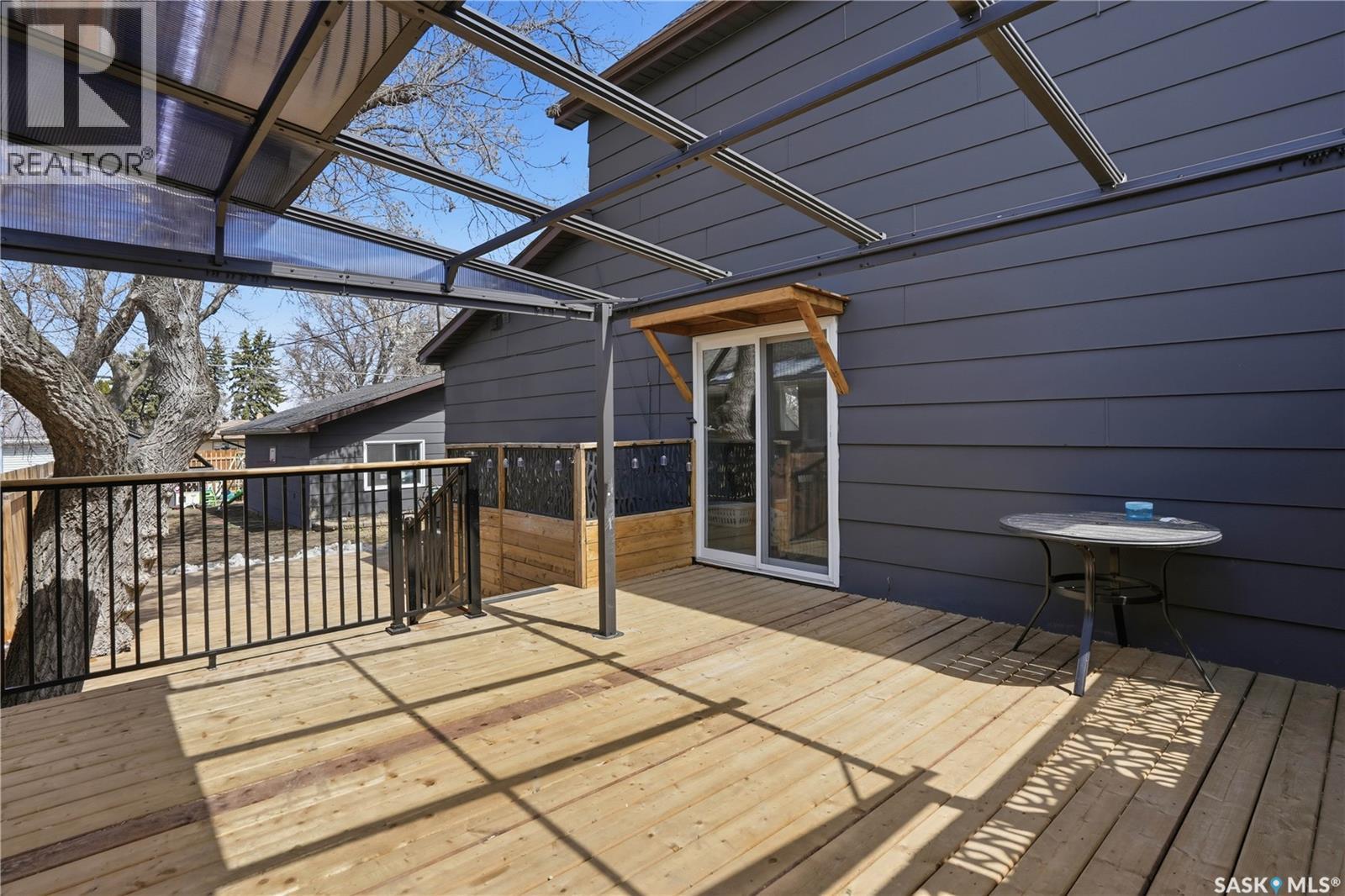 56 Iroquois STREET W - Image 45