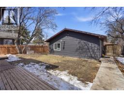 56 Iroquois Street W, Moose Jaw, SK S6H5A5 Photo 42