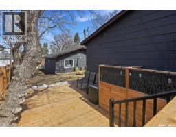 56 Iroquois Street W, Moose Jaw, SK S6H5A5 Photo 46