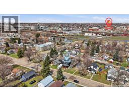 56 Iroquois Street W, Moose Jaw, SK S6H5A5 Photo 51