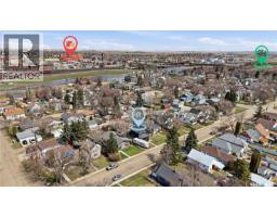 56 Iroquois Street W, Moose Jaw, SK S6H5A5 Photo 55